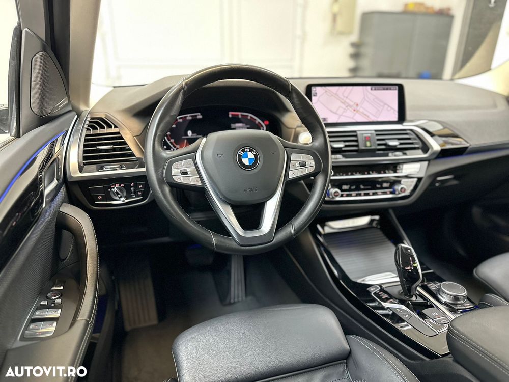 BMW X3 xDrive20d AT xLine - 11