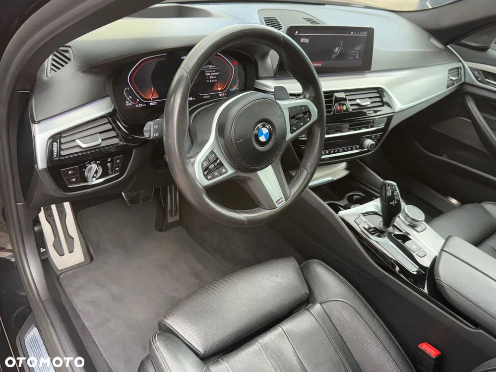 BMW Seria 5 540d xDrive M Sport sport - 12