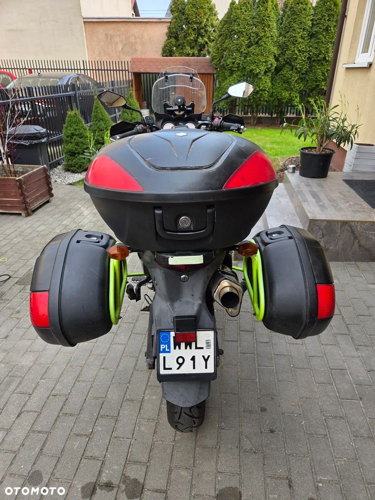 Suzuki DL - 3