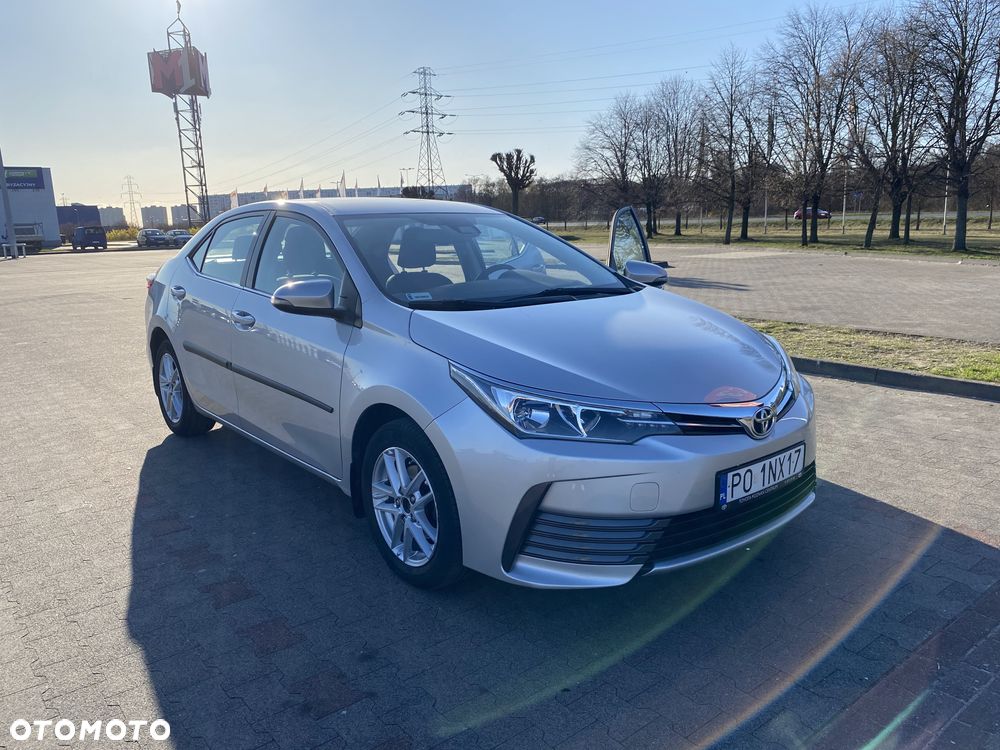 Toyota Corolla 1.6 Premium - 1