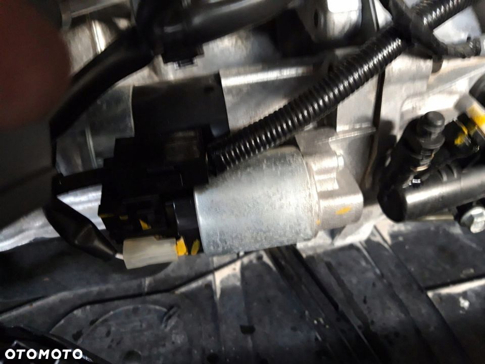 MAZDA CX5 2017 2018 Rozrusznik 2.0B kod silnika PE - 2