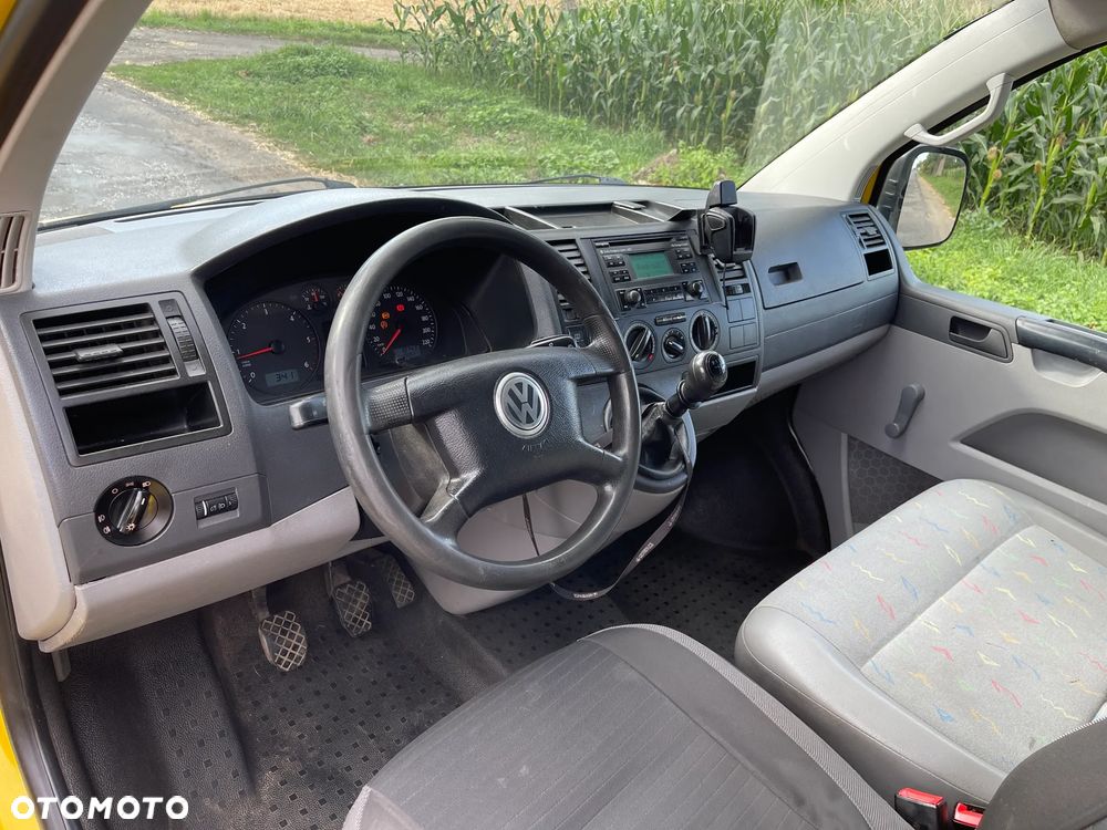 Volkswagen Transporter T5 2.5 TDI 131 KM Manual 6 Biegów 2X drzwi boczne przesuwne 2005 ROK - 8