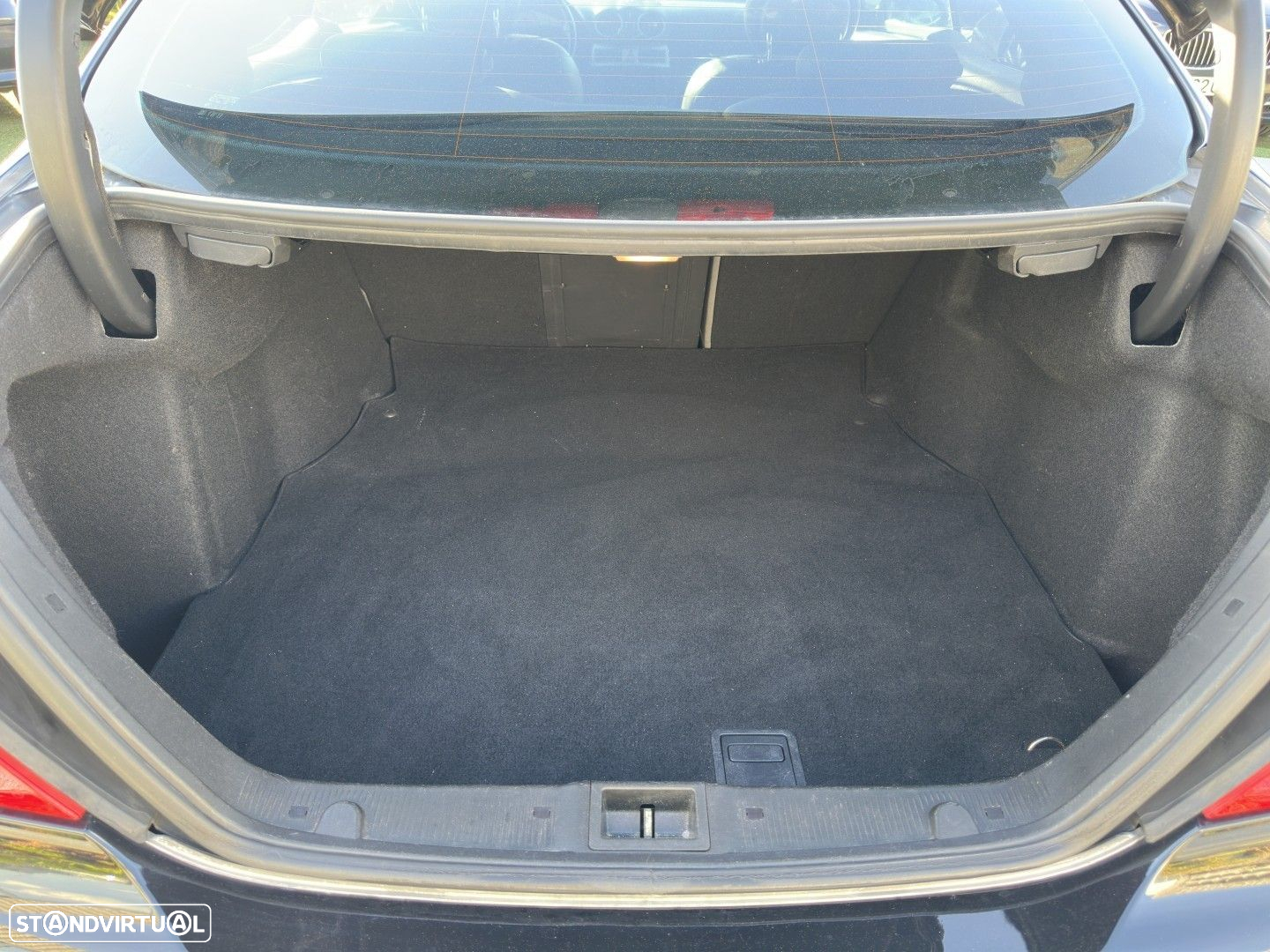 Mercedes-Benz CLK 220 CDi Avantgarde Aut. - 8