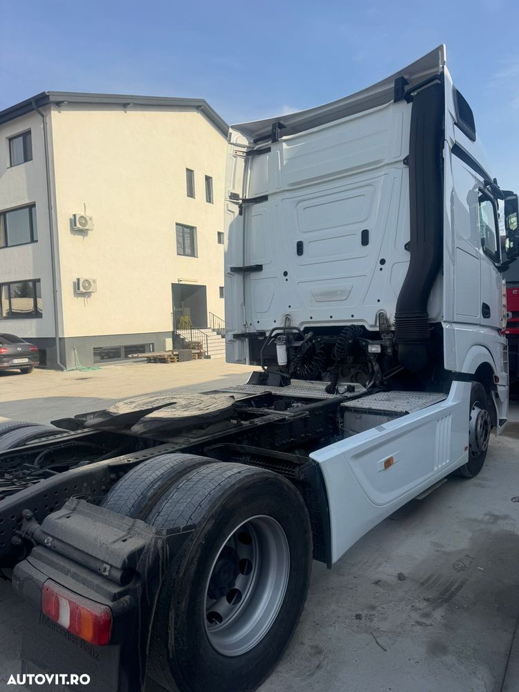 Mercedes-Benz Actros - 6