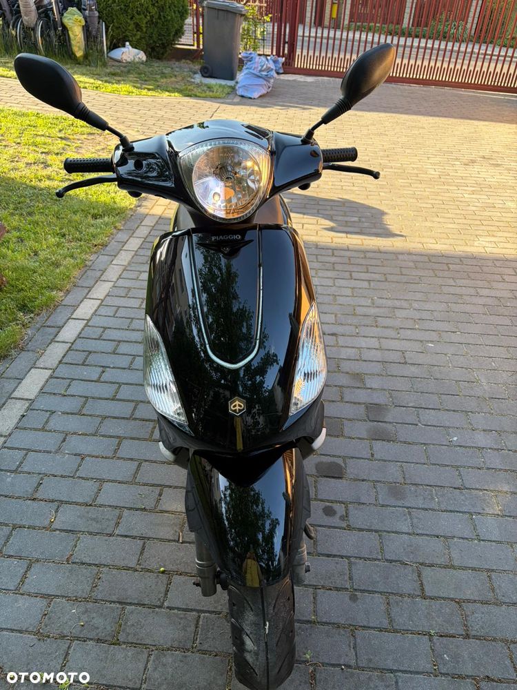 Piaggio FLY - 5