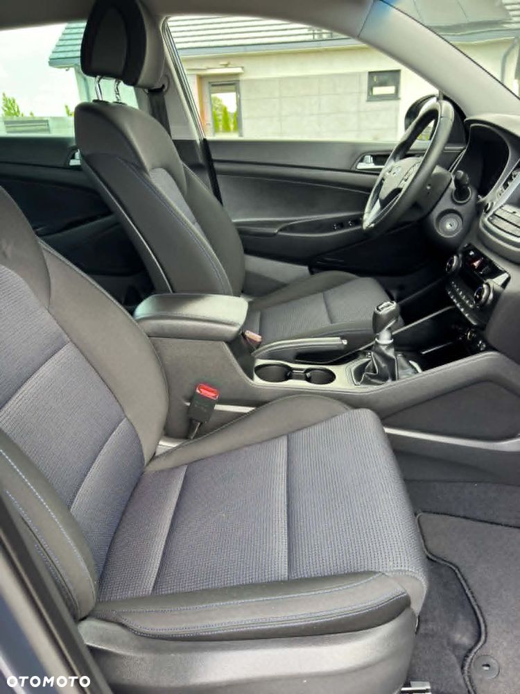 Hyundai Tucson 2.0 CRDI 2WD Style - 19
