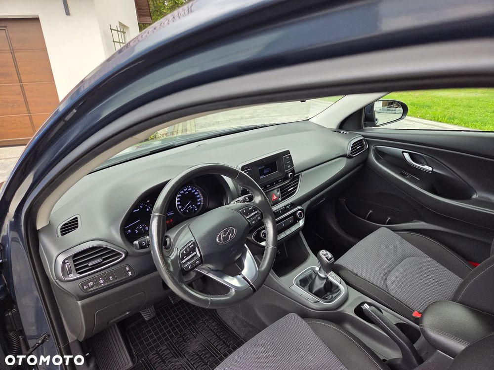 Hyundai i30 1.5 DPI Modern - 12
