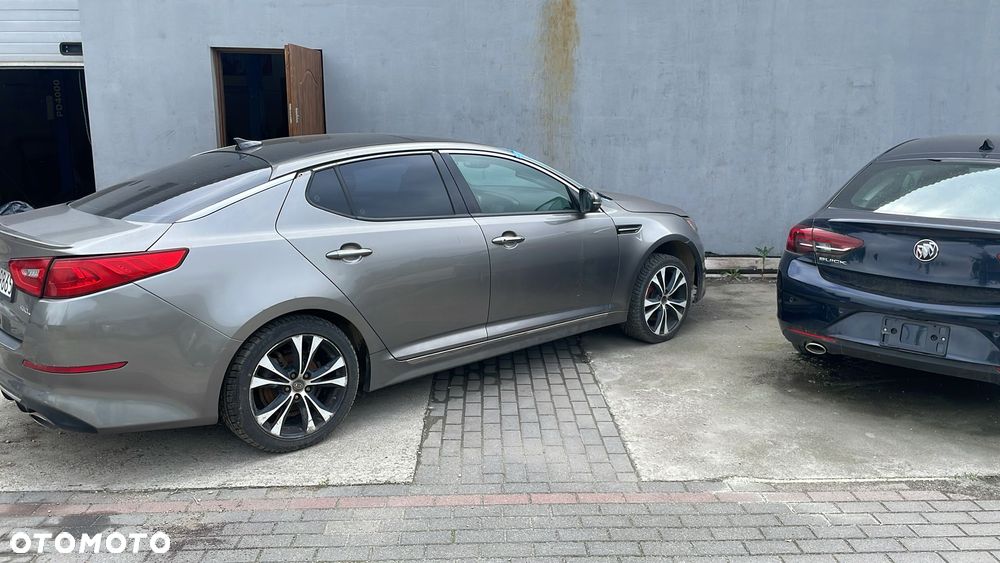 Kia Optima - 4