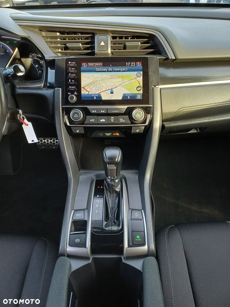 Honda Civic 1.0 T Executive Sport Line - 24