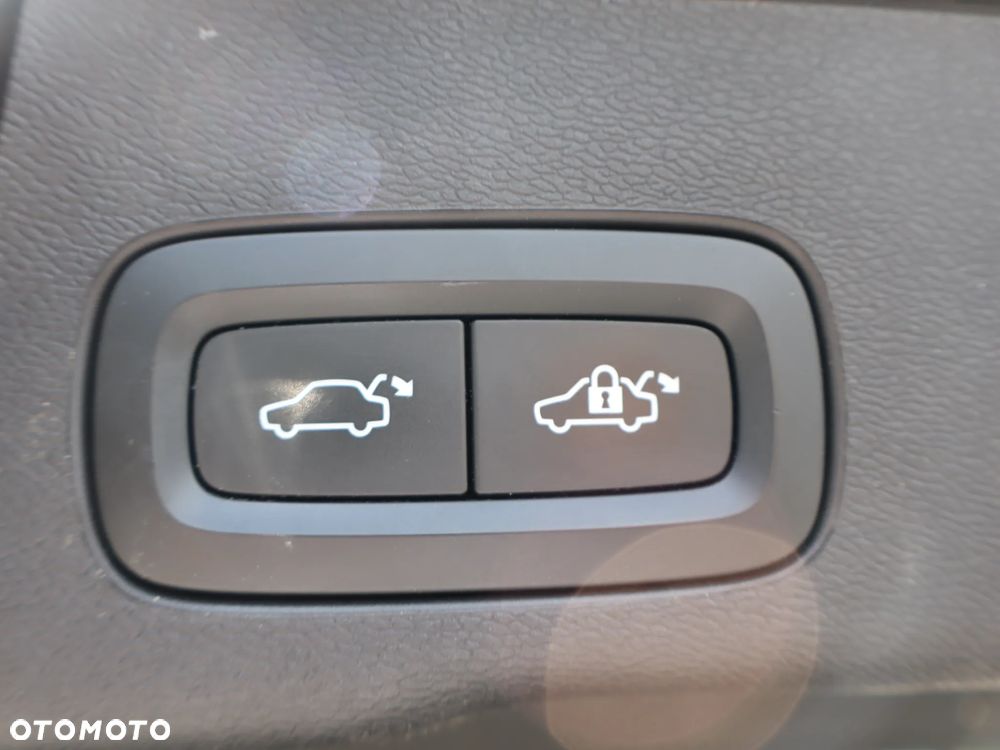 Volvo XC 60 T8 Plug-In Hybrid AWD Ultimate Bright - 21