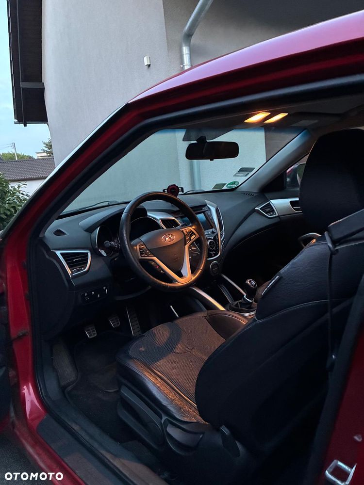Hyundai Veloster 1.6 GDI Style - 21