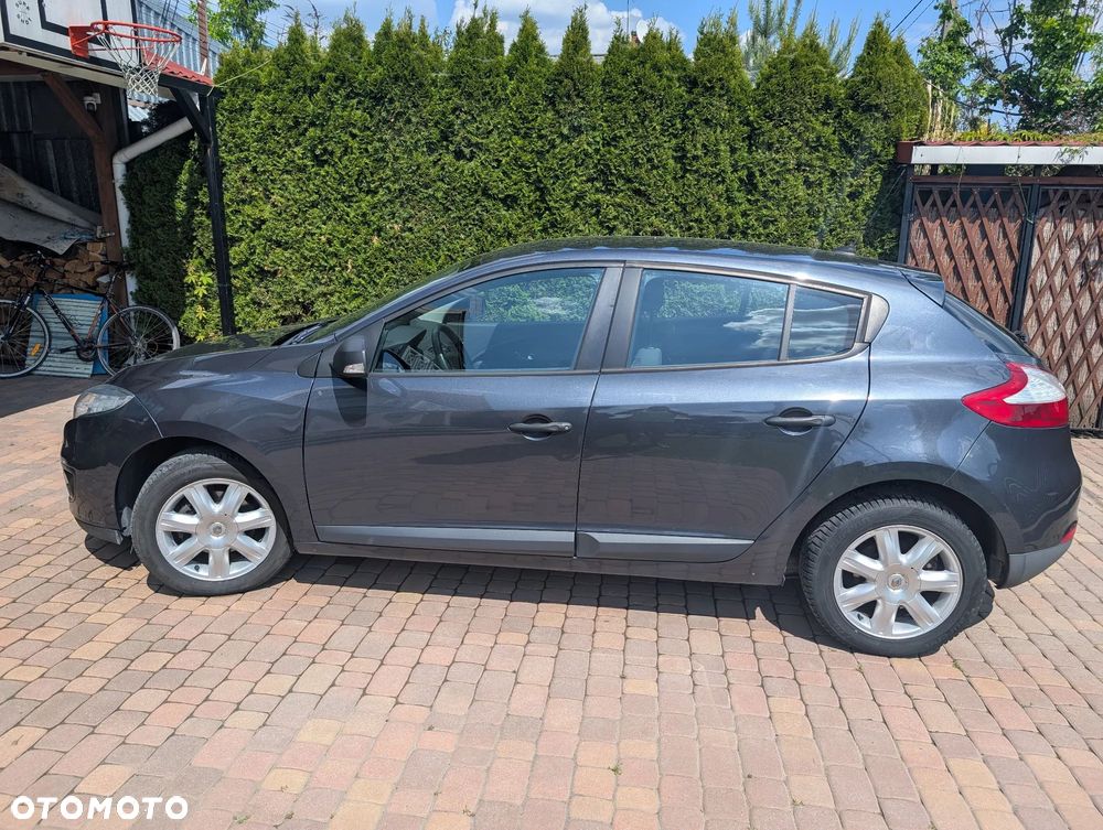 Renault Megane 1.6 16V Style Edition - 4