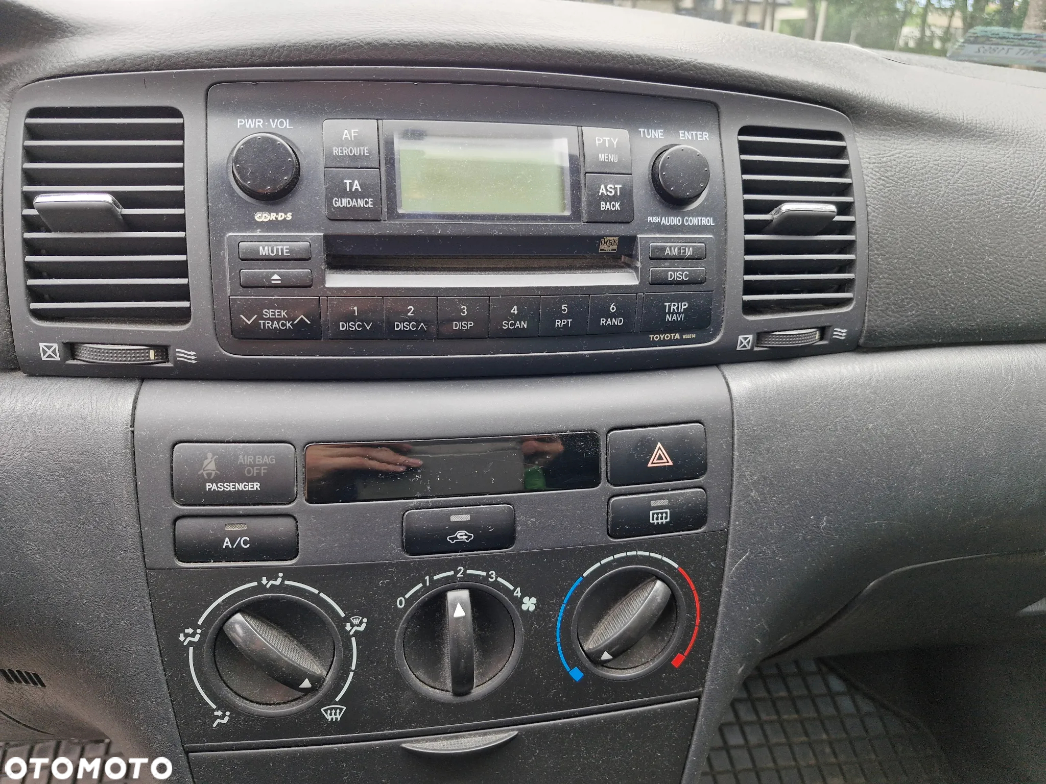 Toyota Corolla - 9