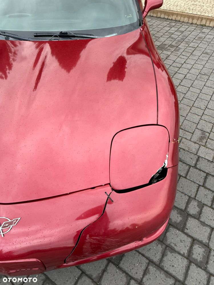 Chevrolet Corvette - 22