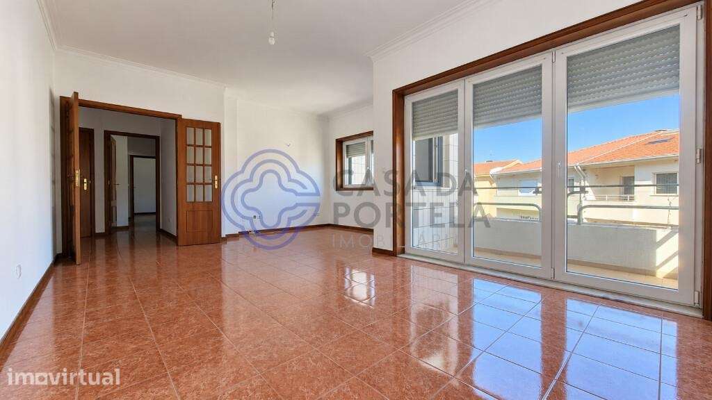 Apartamento T3 com Garagem e Arrumos – Excelente Oportunidade em Modiv - Grande imagem: 4/38