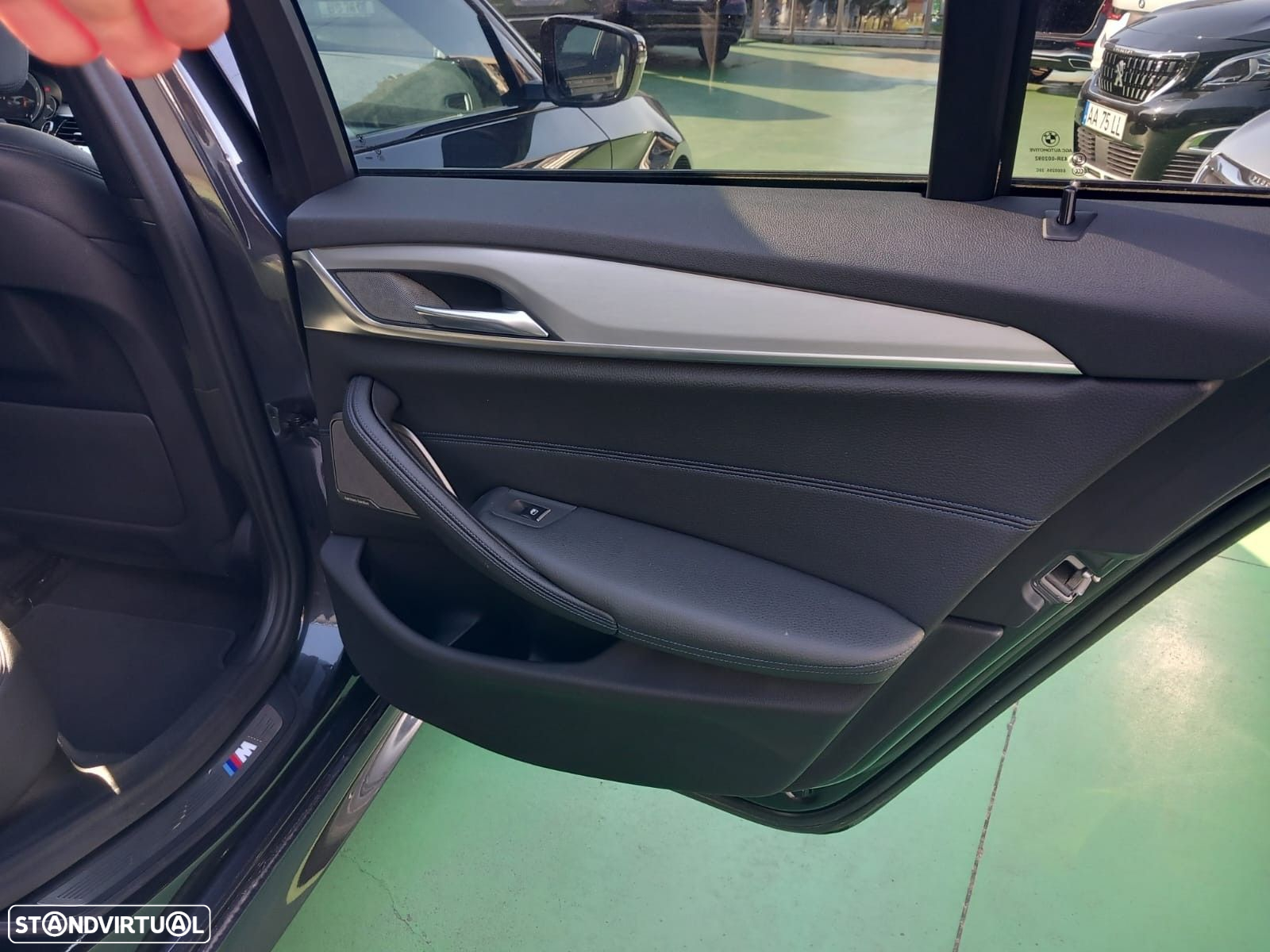BMW 525 d Pack M Auto - 26