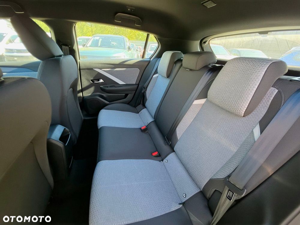 Opel Astra - 11