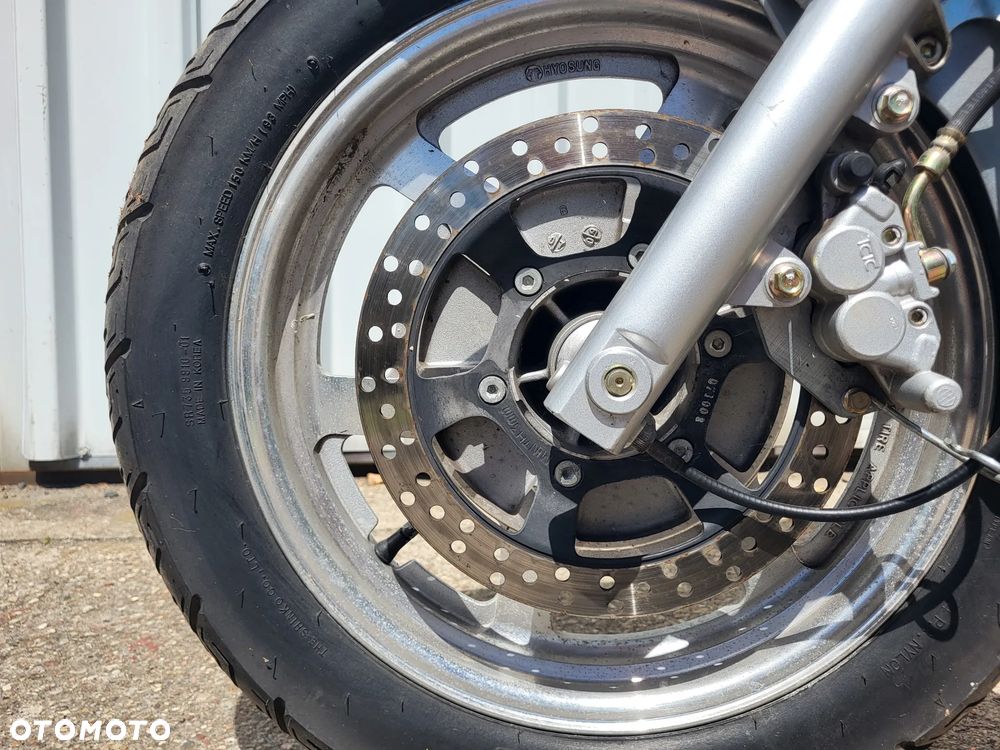Hyosung GV - 11