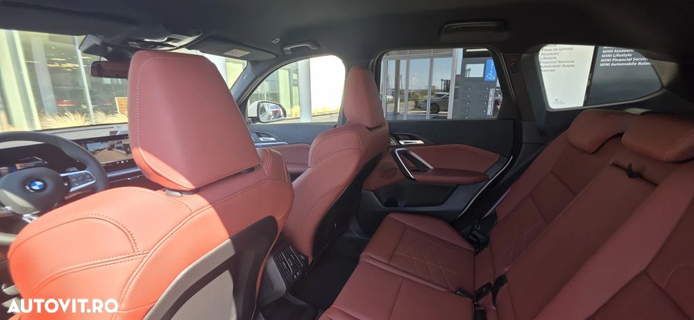 BMW X1 xDrive23i AT MHEV - 8