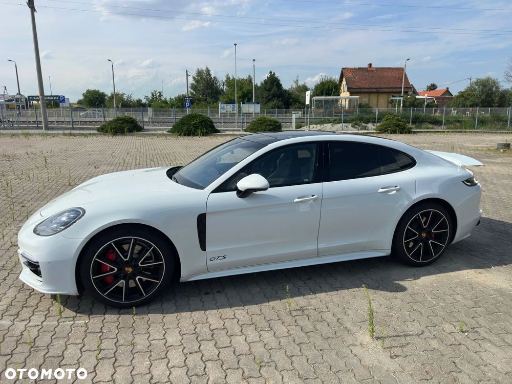 Porsche Panamera GTS - 15