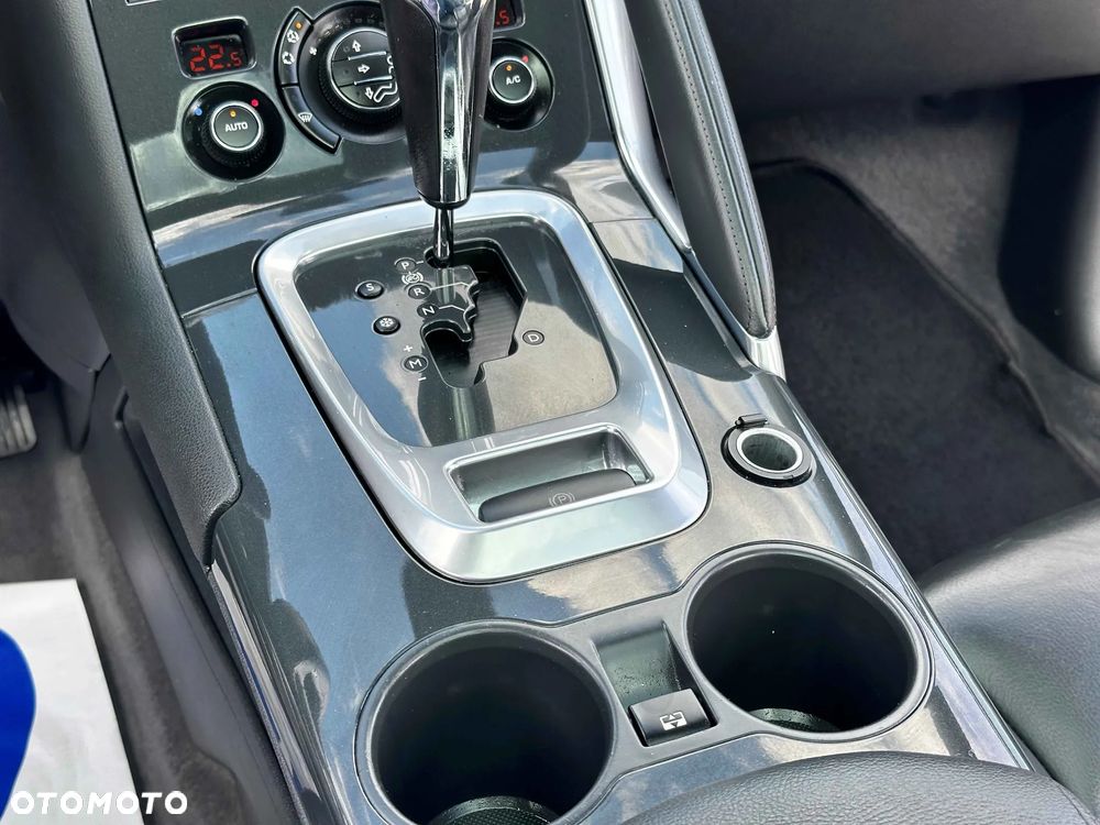 Peugeot 3008 THP 165 EAT6 Stop & Start Allure - 32