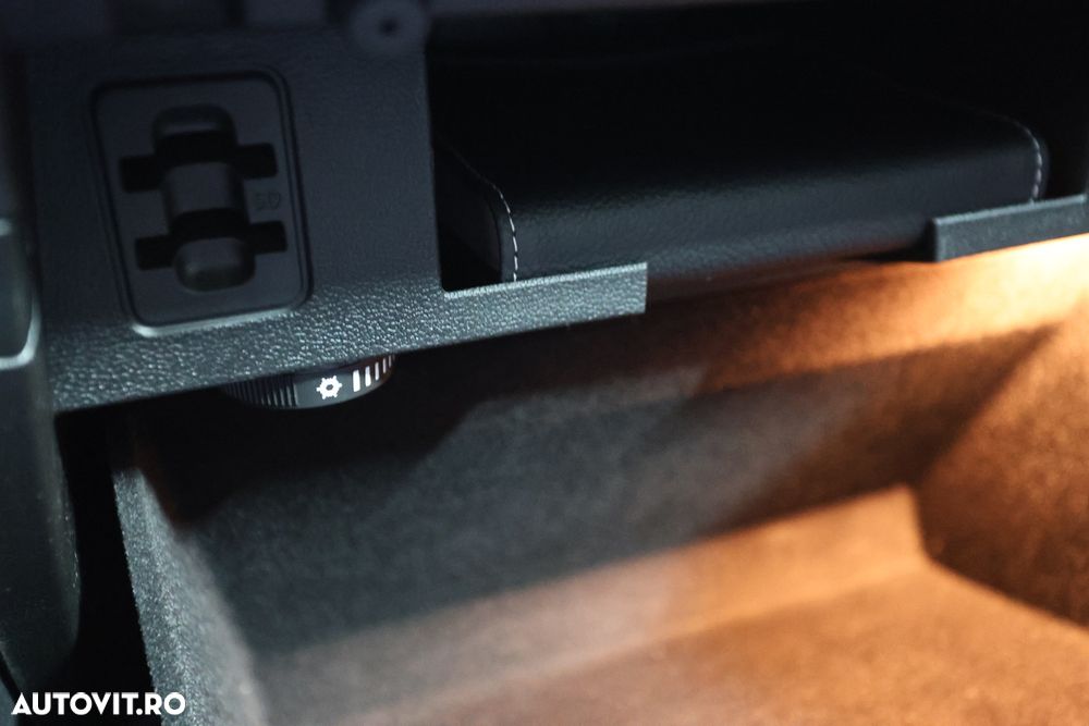 Volkswagen Passat 1.5 TSI ACT DSG Comfortline - 24