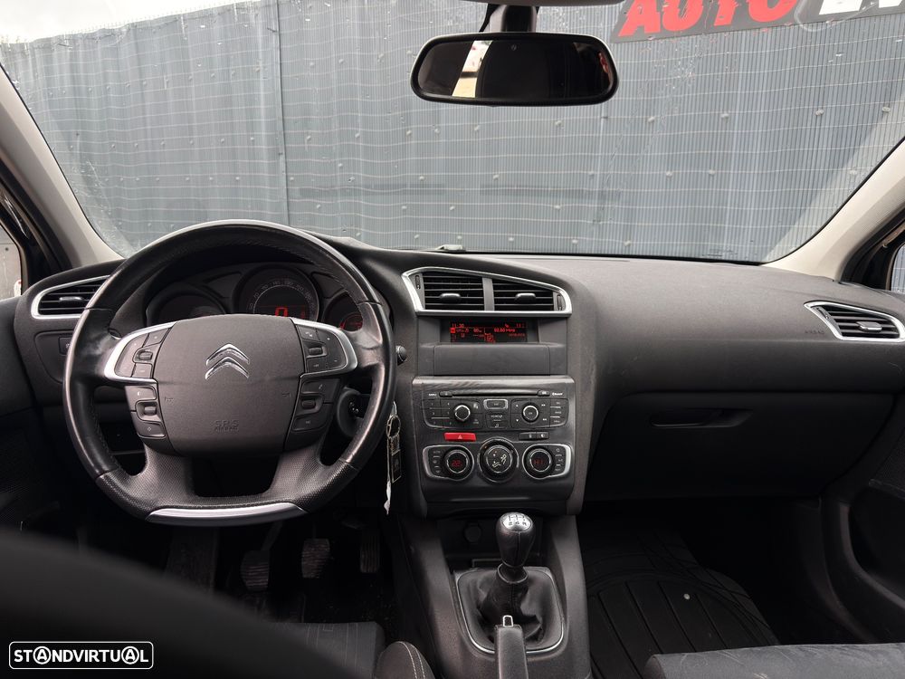 Citroën C4 1.6 HDi Seduction 104g - 8