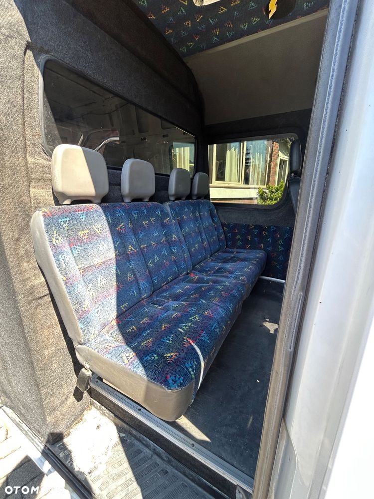 Mercedes-Benz Sprinter - 8