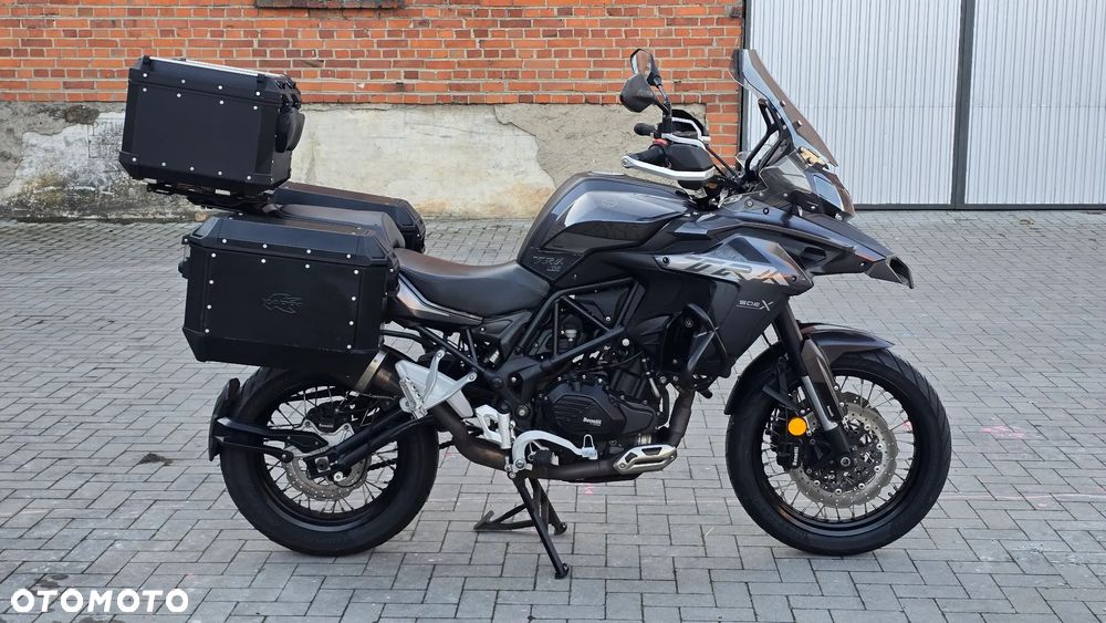 Benelli TRK 502X - 3