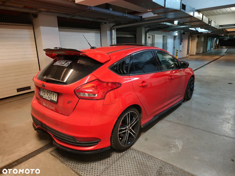 Ford Focus - 5