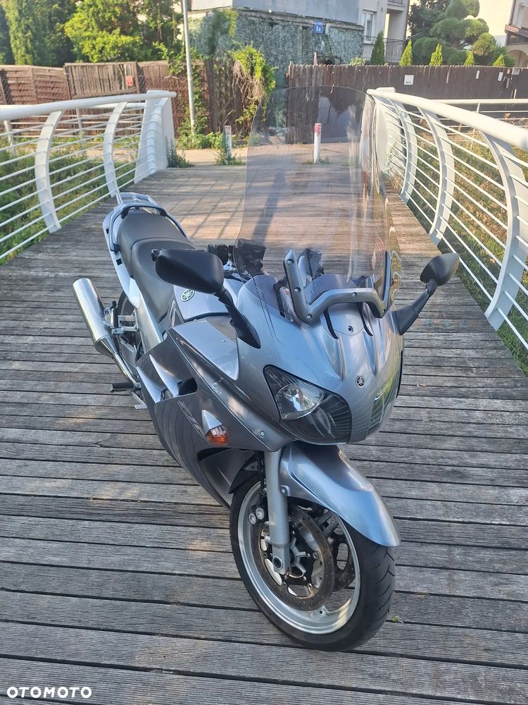 Yamaha FJR - 3