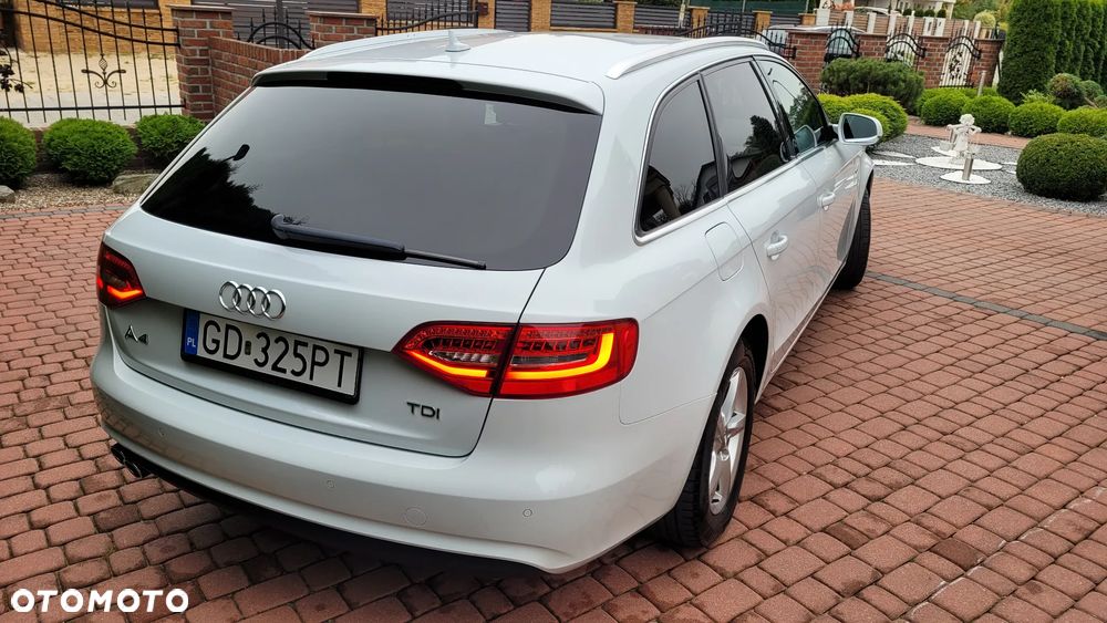 Audi A4 Avant 2.0 TDI Limited Edition - 7