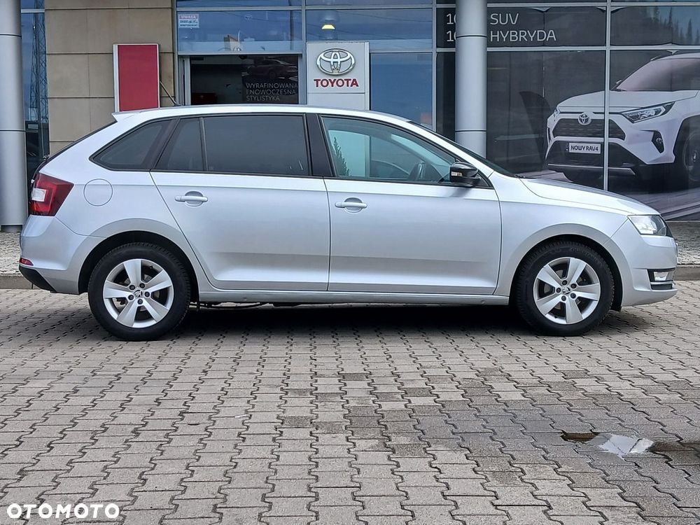 Skoda RAPID - 8