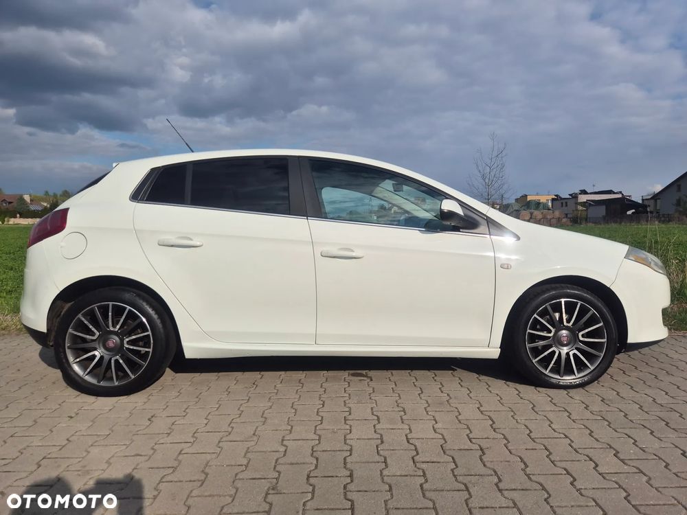 Fiat Bravo 1.4 T-JET 16V Dynamic - 3