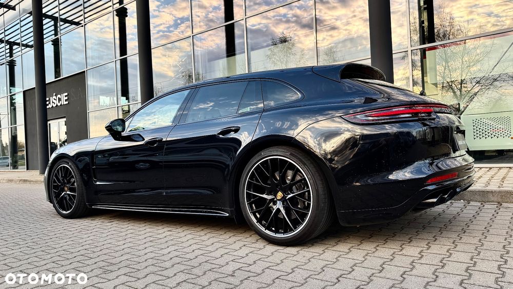 Porsche Panamera 4 GPF - 29