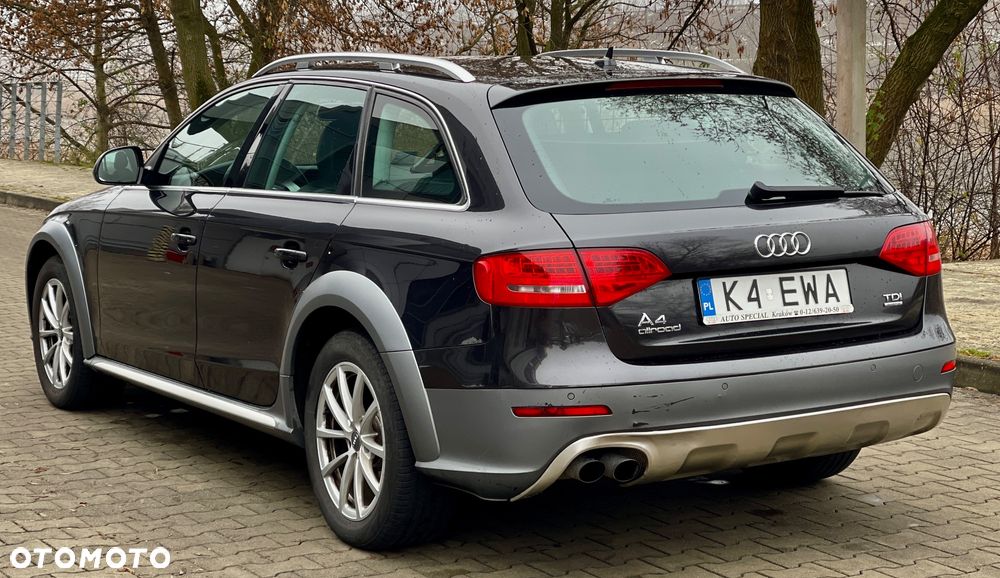 Audi A4 Allroad - 11