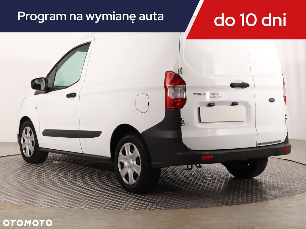 Ford transit-courier - 6