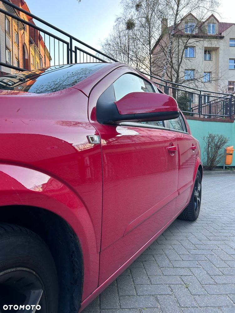 Opel Astra 1.6 Enjoy - 2