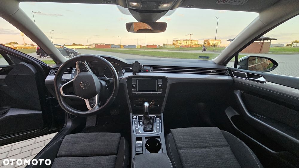 Volkswagen Passat 1.5 TSI EVO Business DSG - 12