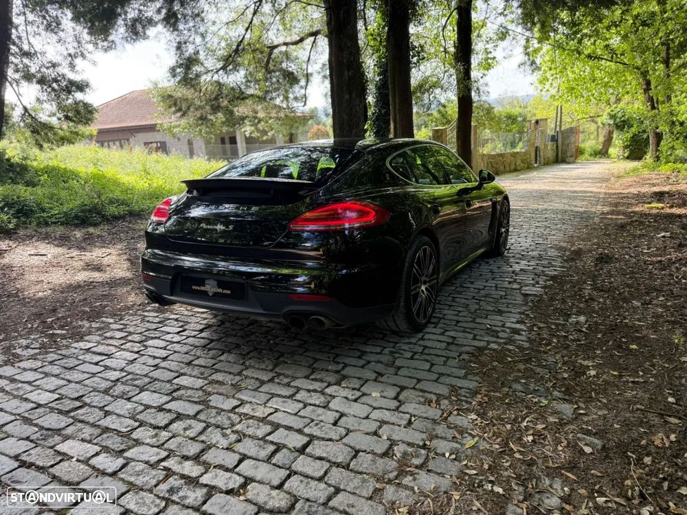 Porsche Panamera - 28