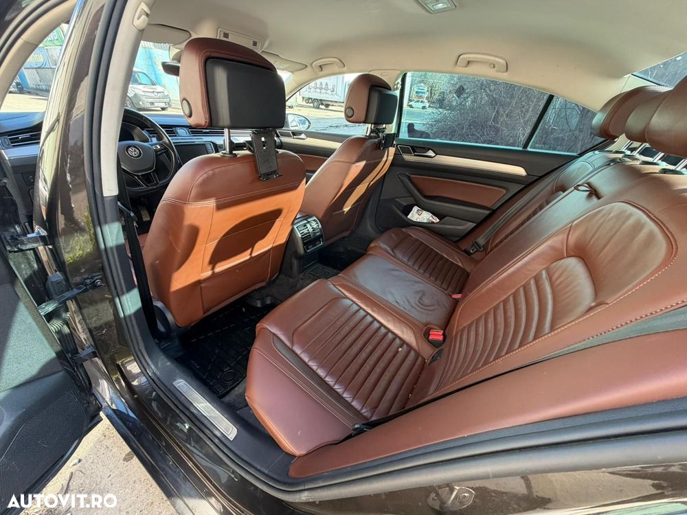 Volkswagen Passat 2.0 TDI DSG Highline - 2