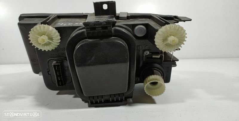 Farol Direito Seat Ibiza Iii (6K1) - 2