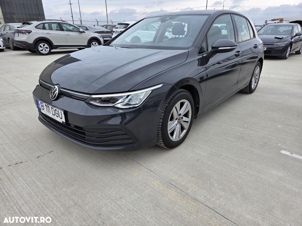 Volkswagen Golf 1.0 TSI Life - 1