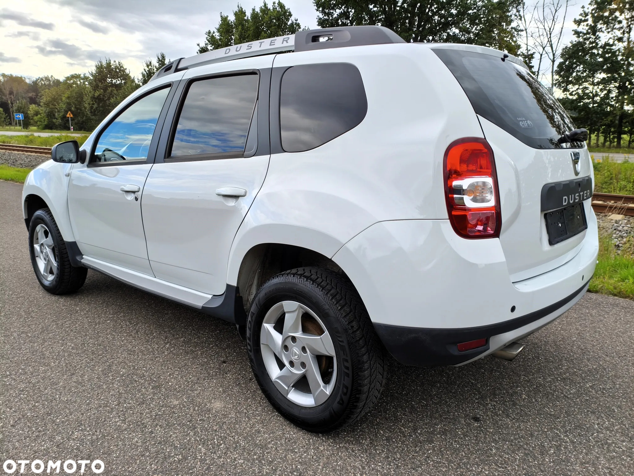 Dacia Duster 1.2 TCe Laureate 4x4 S&S EU6 - 10