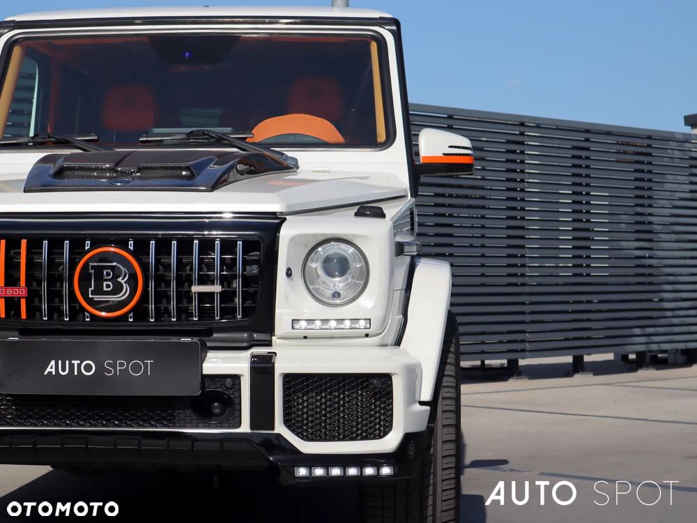 Mercedes-Benz Klasa G 63 AMG AMG SPEEDSHIFT 7G-TRONIC - 13