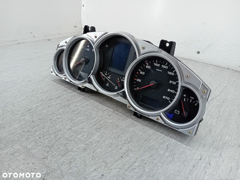 LICZNIK PORSCHE CAYENNE S 4.5 V8 - 6