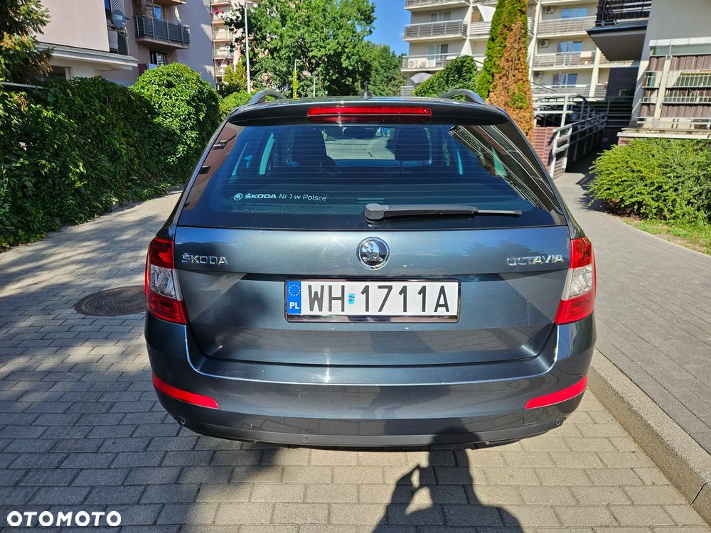 Skoda Octavia 2.0 TDI Style - 6