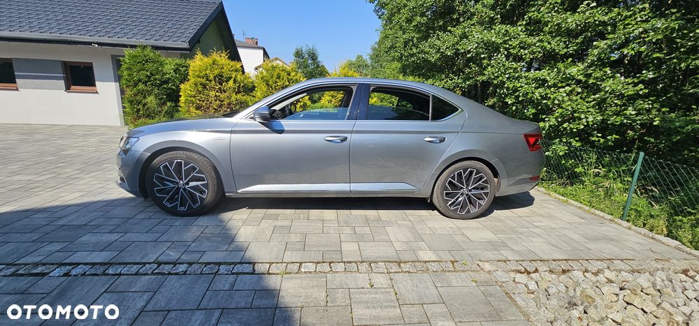 Skoda Superb 2.0 TSI 4x4 L&K DSG - 10