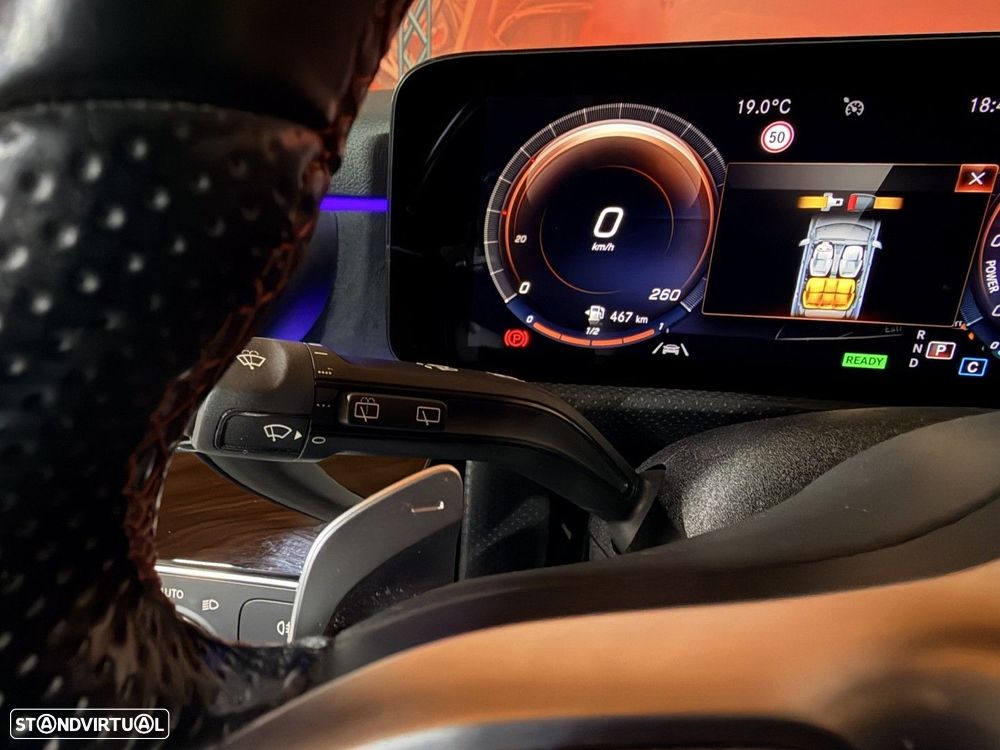 Mercedes-Benz A 250 e AMG Line - 17