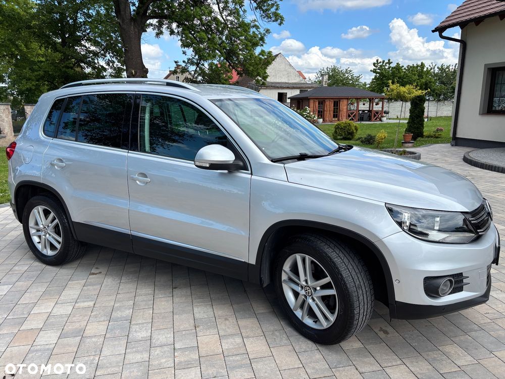Volkswagen Tiguan 2.0 TDI DPF BlueMotion Technology Sport & Style - 11